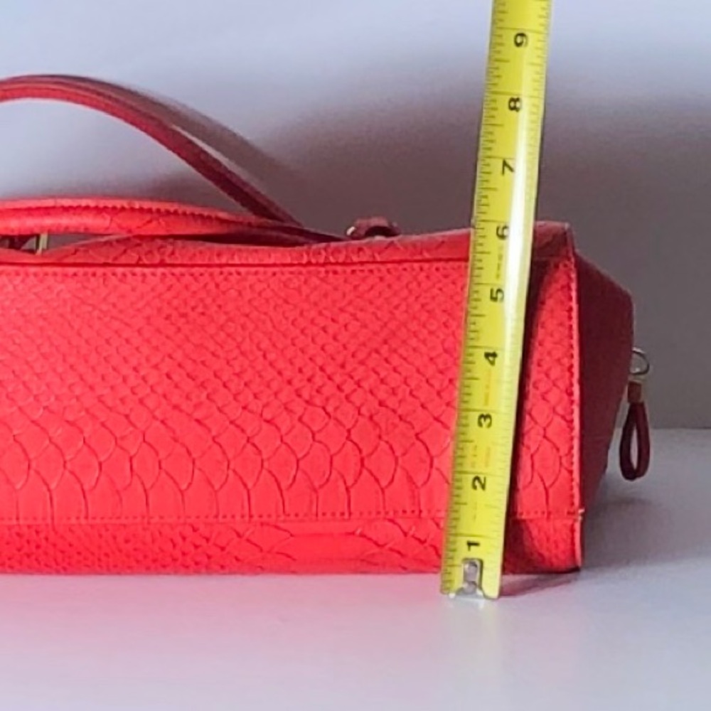 Olivia + Joy New York Red & Gold Purse - Picture 13 of 14